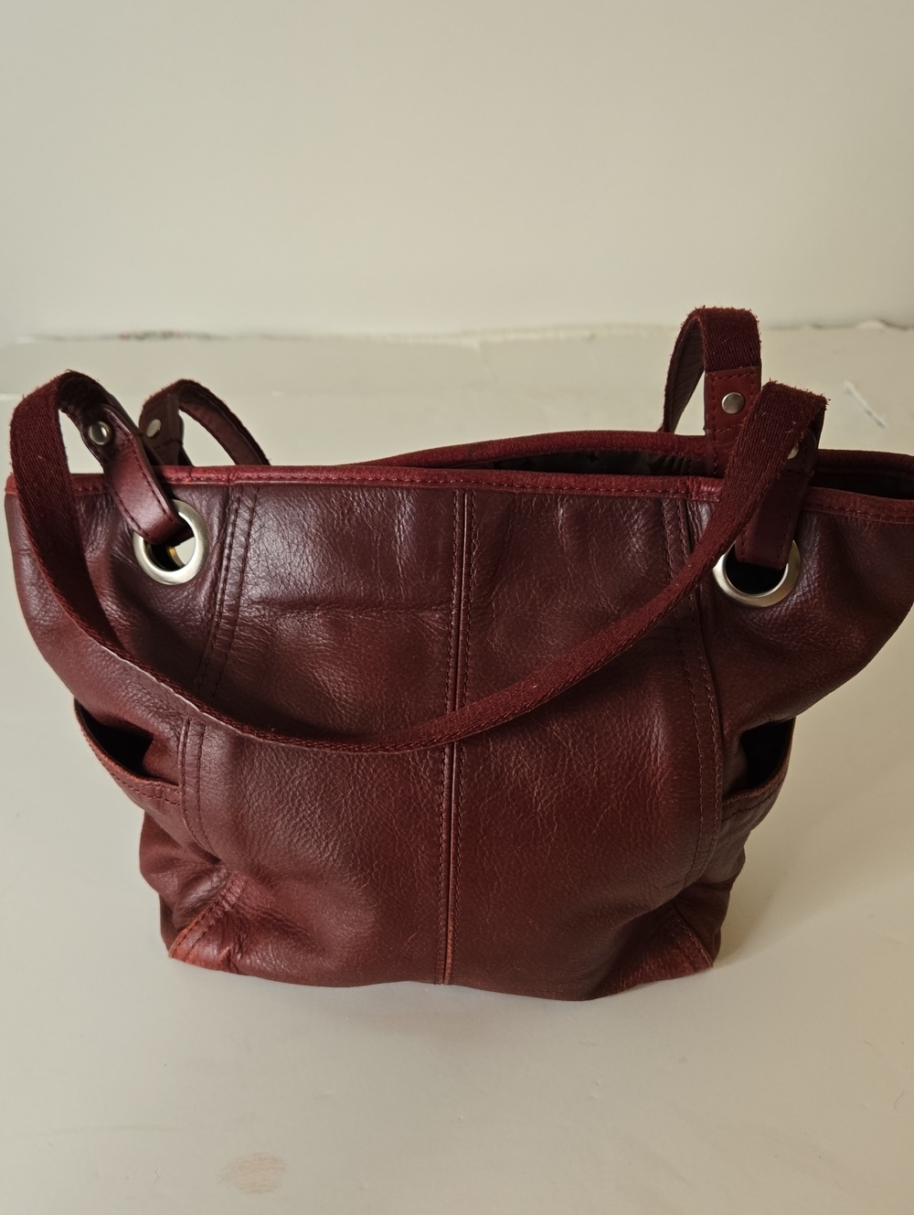 Fossil Burgundy Cowhide Leather Shoulder Bag Purse